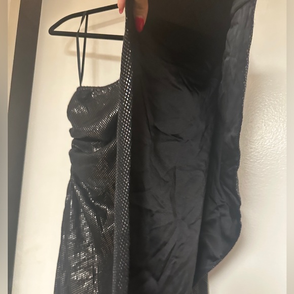 NWT 🖤 Gorgeous St John one shoulder sparkly dress - Picture 5 of 8